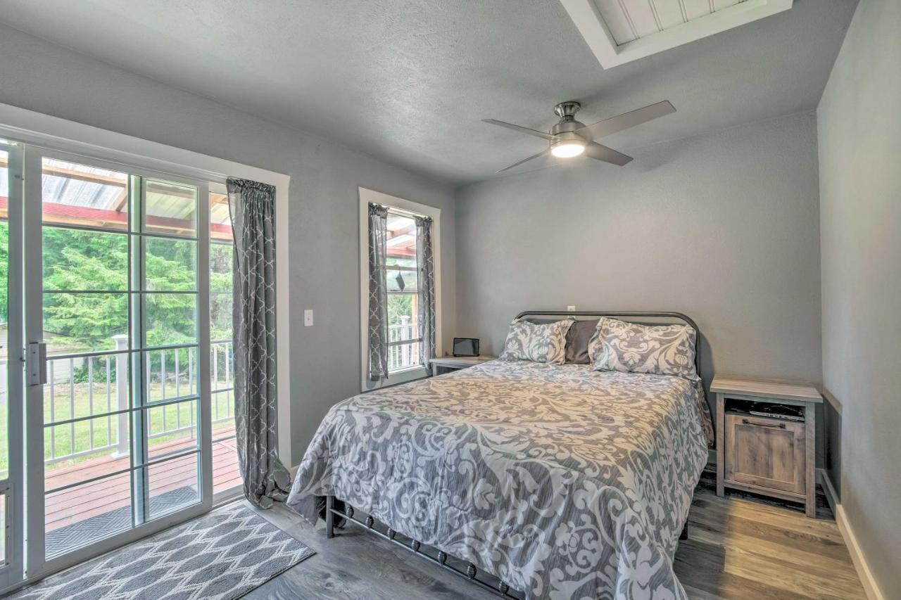 Cozy North Bend Getaway Near Dunes And Ocean! Lakeside Exterior photo